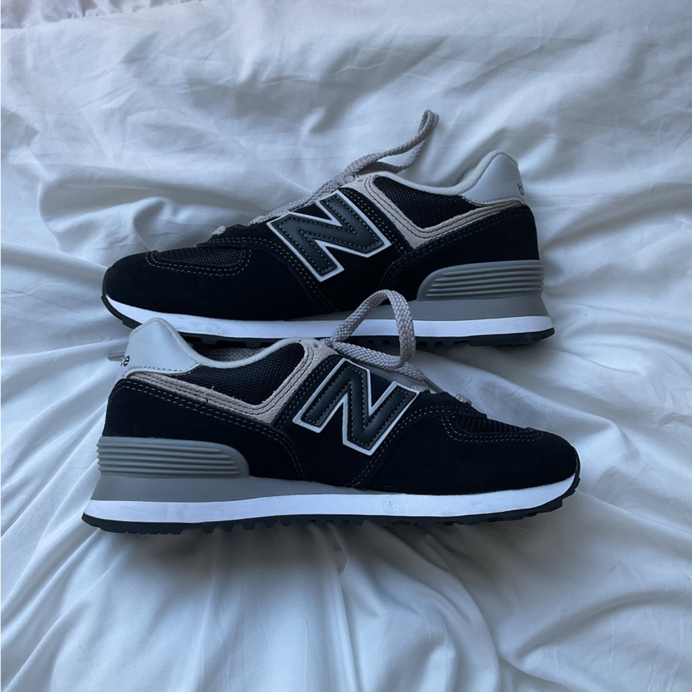New Balance 574 Core Black/White